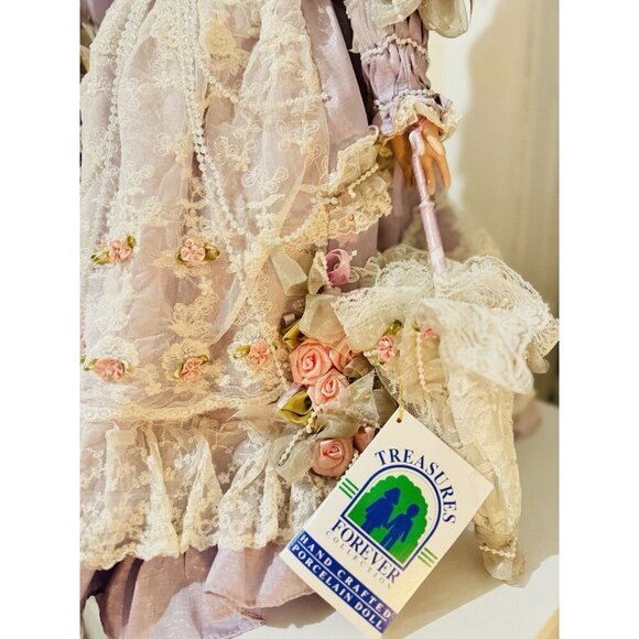 William Tung Treasures Forever Collection Doll Victorian Gown COA 489/600 - Picture 3 of 9